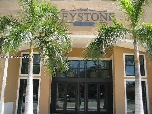 2 bedroom 2 bath Residential Lease for rent at 4242 NW 2nd St # 901, Miami FL 33126