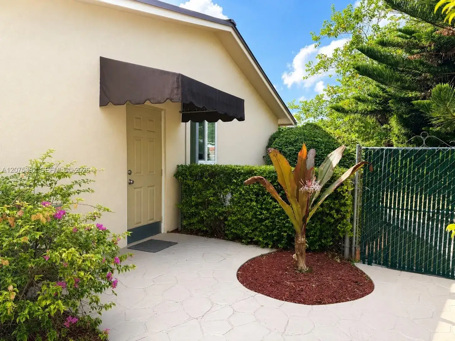 1 bath Residential Lease for rent at 13295 SW 72nd Ter # A, Miami FL 33183