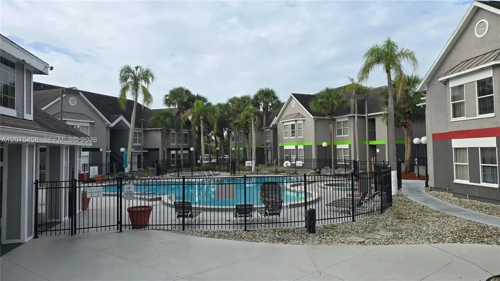 2 bedroom 1 bath Residential for sale at 3100 Parkway Blvd # 123, Kissimmee FL 34747