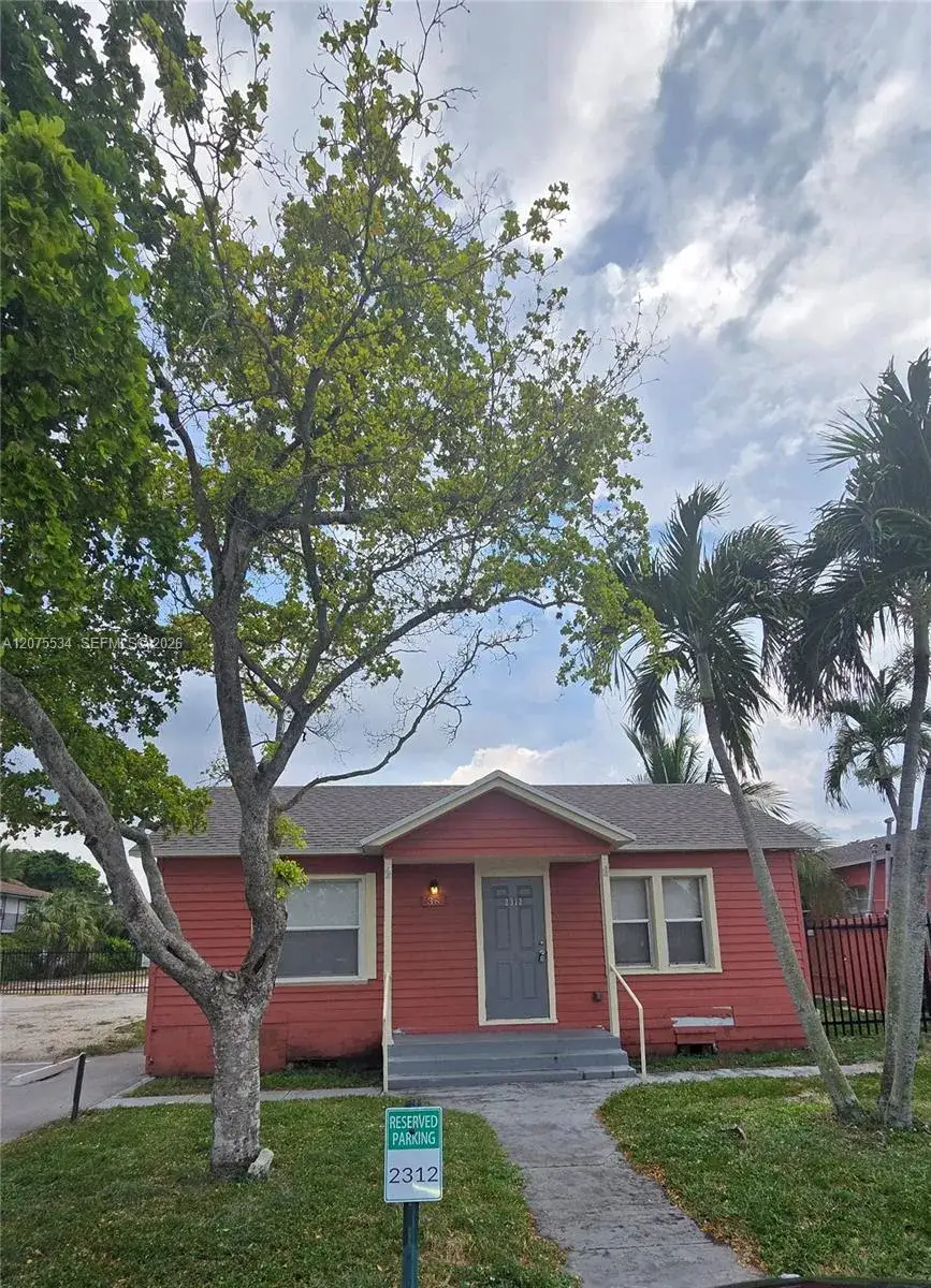 2312 Madison St # 38, Hollywood FL 33020