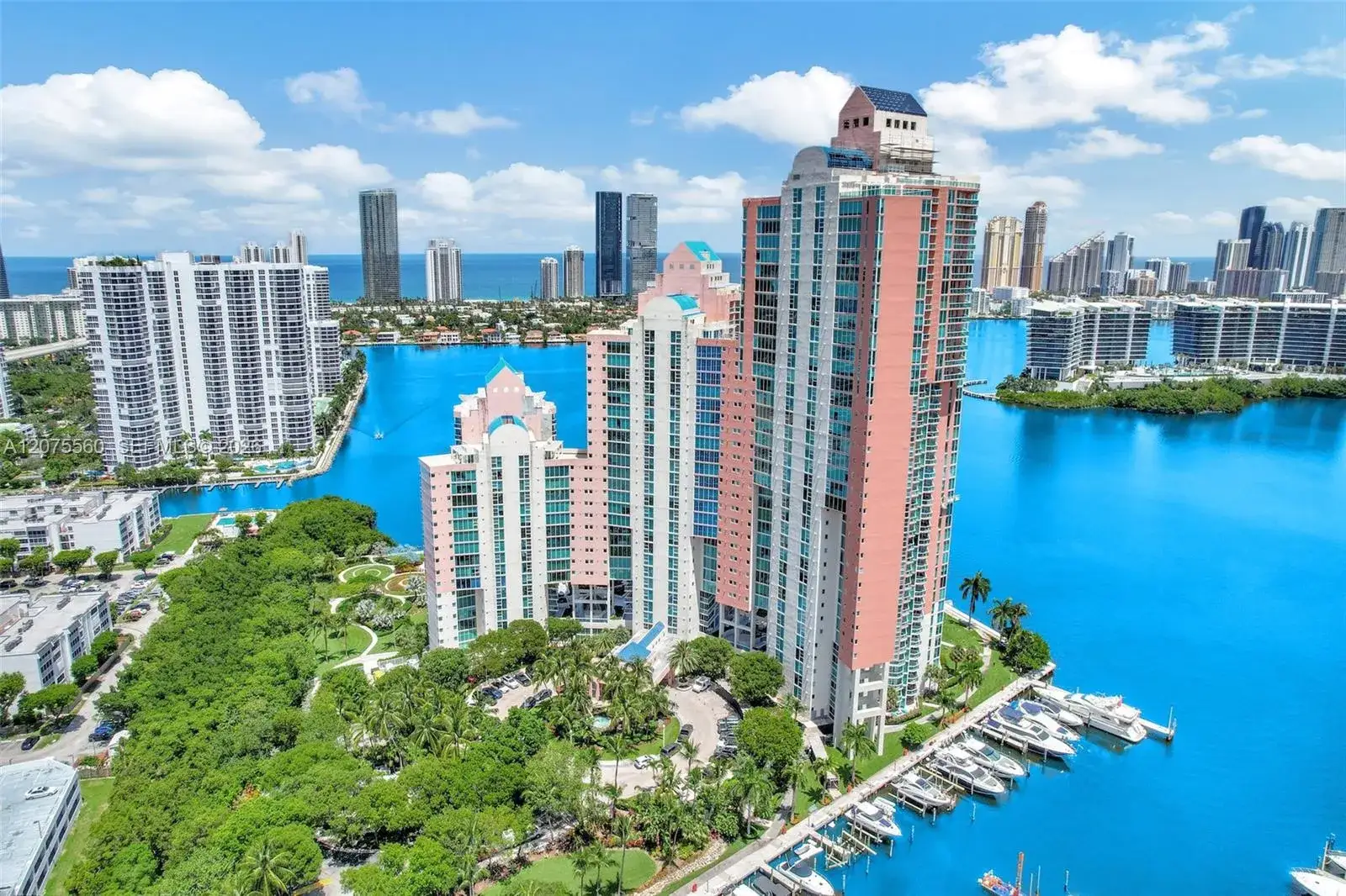 2 bedroom 2 bath Residential for sale at 3370 Hidden Bay Dr # 815, Aventura FL 33180