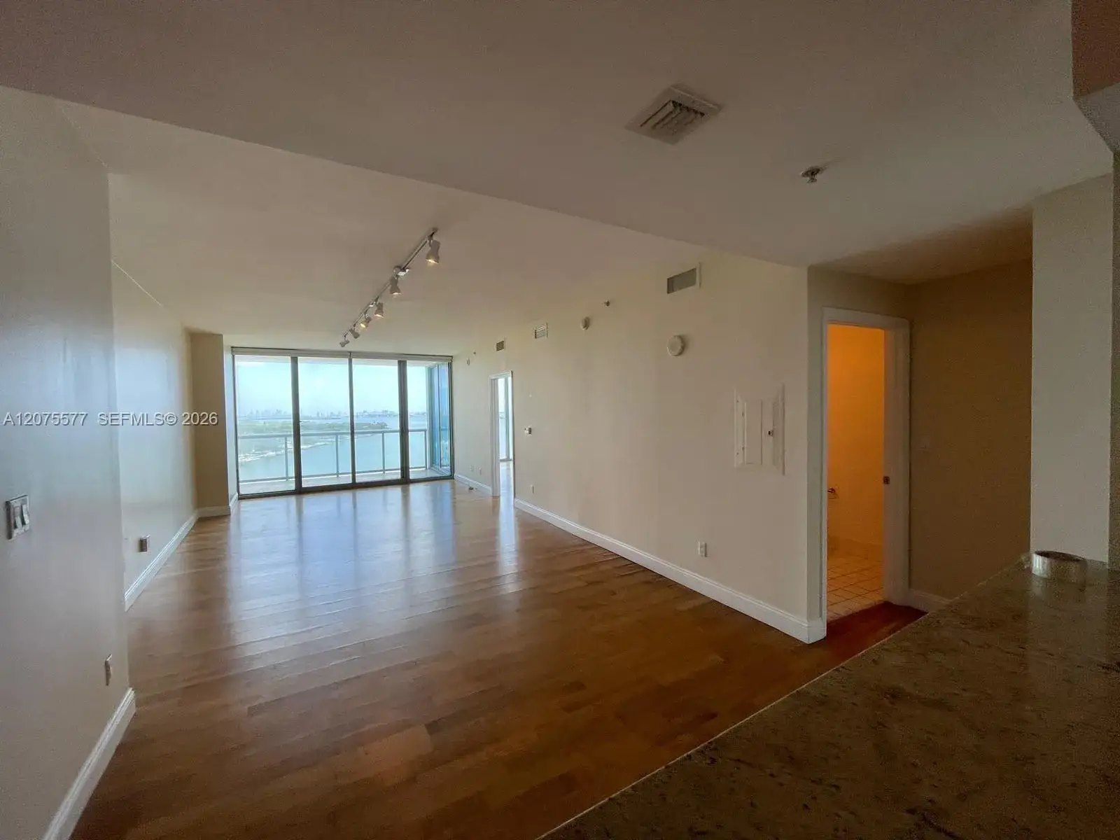 2 bedroom 2 bath Residential Lease for rent at 601 NE 36th St # 1209, Miami FL 33137