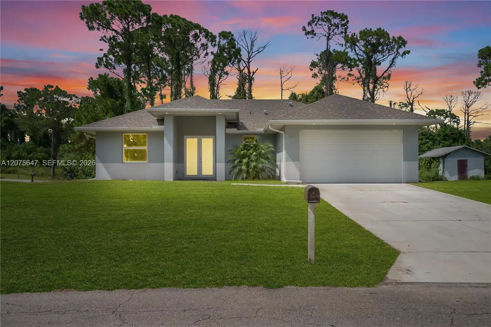1901 E 7th ST, Lehigh Acres FL 33936