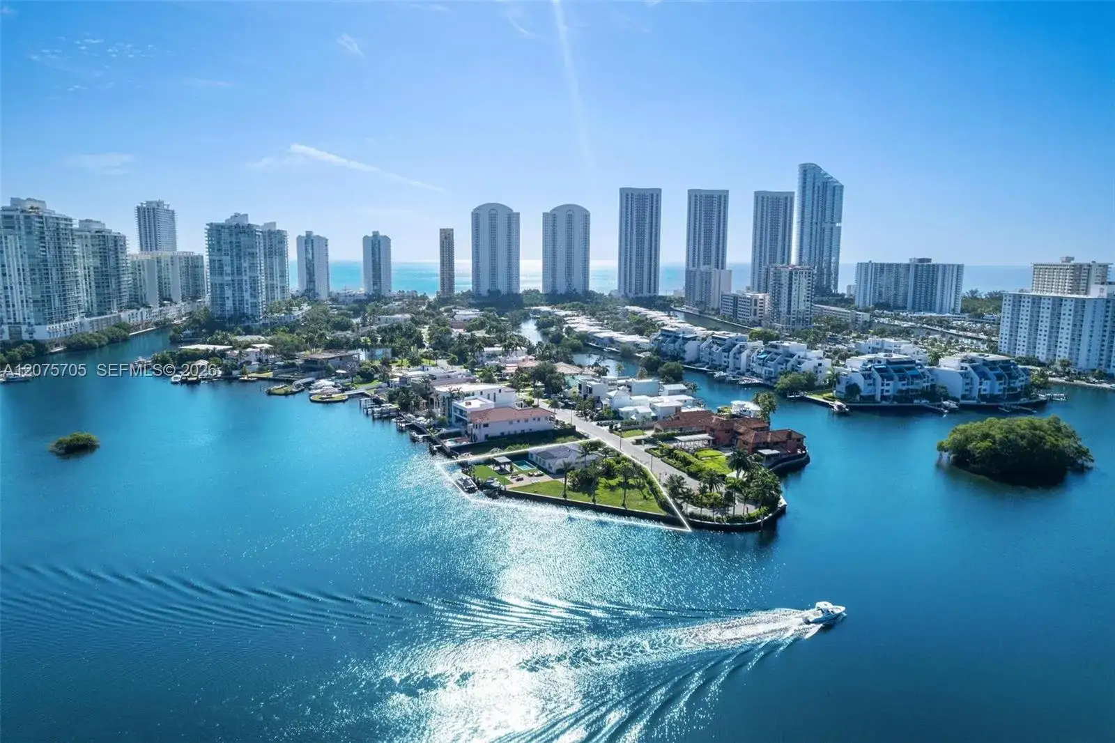 4 bedroom 3 bath Residential for sale at 333 Atlantic Ave, Sunny Isles Beach FL 33160