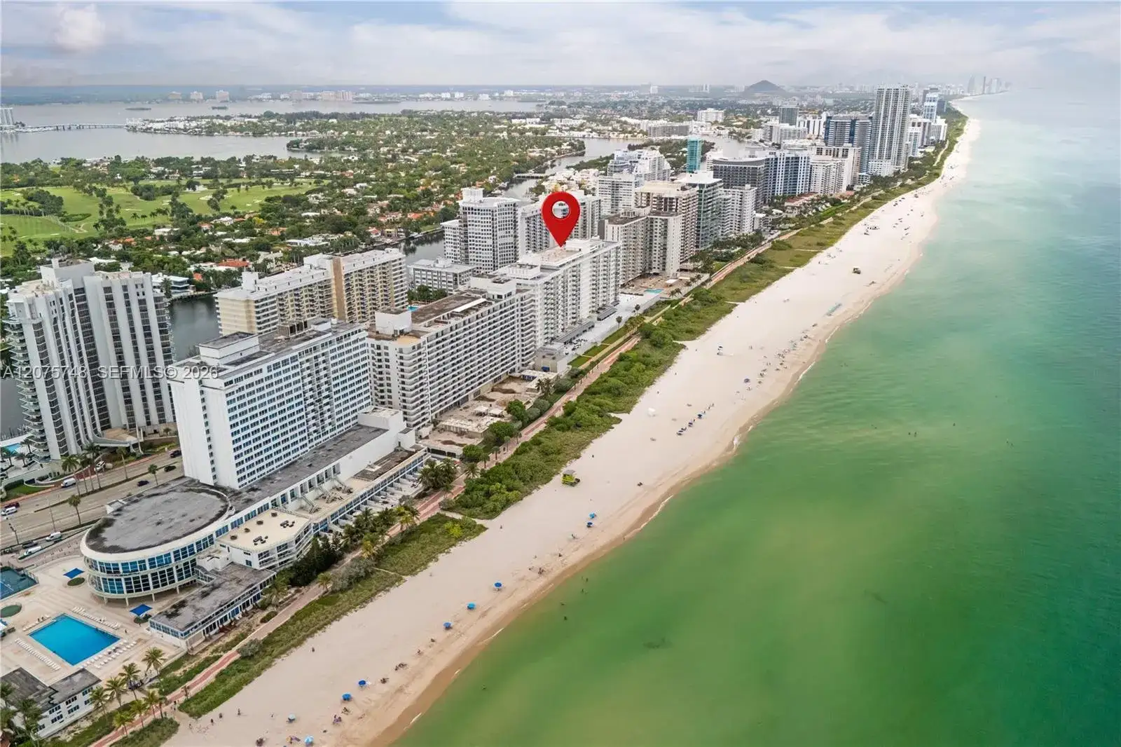1 bedroom 2 bath Residential for sale at 5601 Collins Ave # 412A, Miami Beach FL 33140