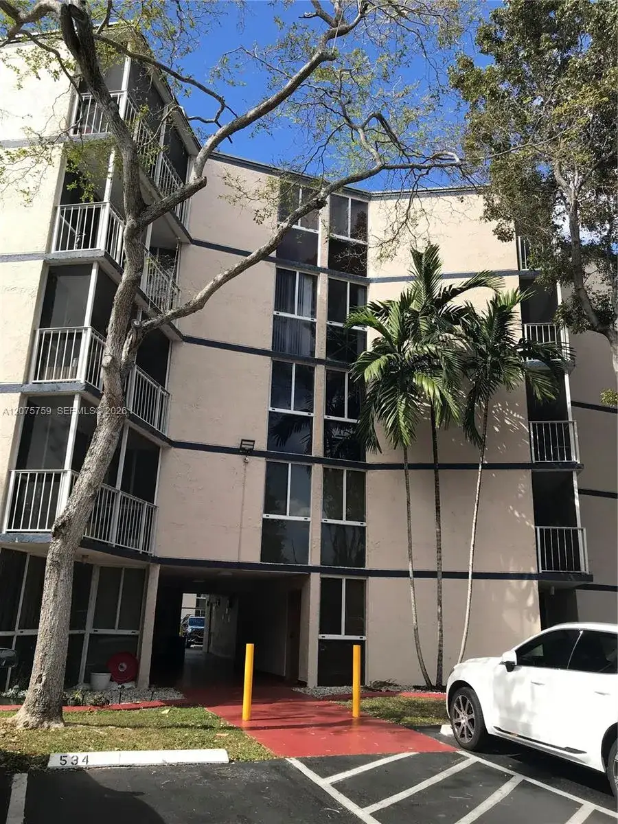 2 bedroom 2 bath Residential for sale at 6955 NW 186th St # F310, Hialeah FL 33015