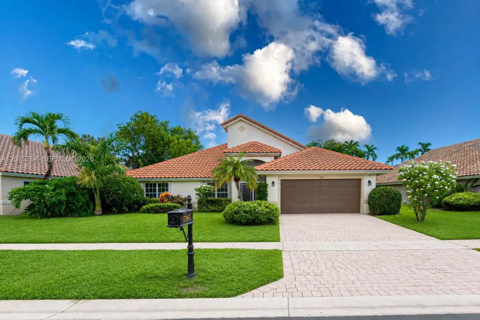 3 bedroom 2 bath Residential for sale at 7367 Sterling Falls Ln, Boynton Beach FL 33437
