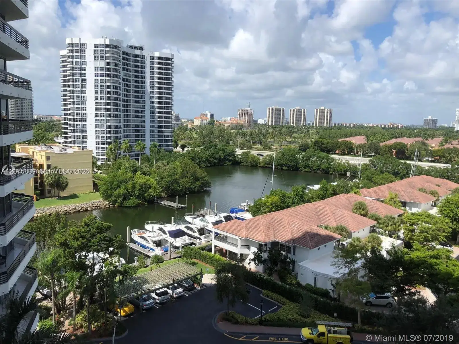 2 bedroom 2 bath Residential for sale at 3530 Mystic Pointe Dr # 1008, Aventura FL 33180
