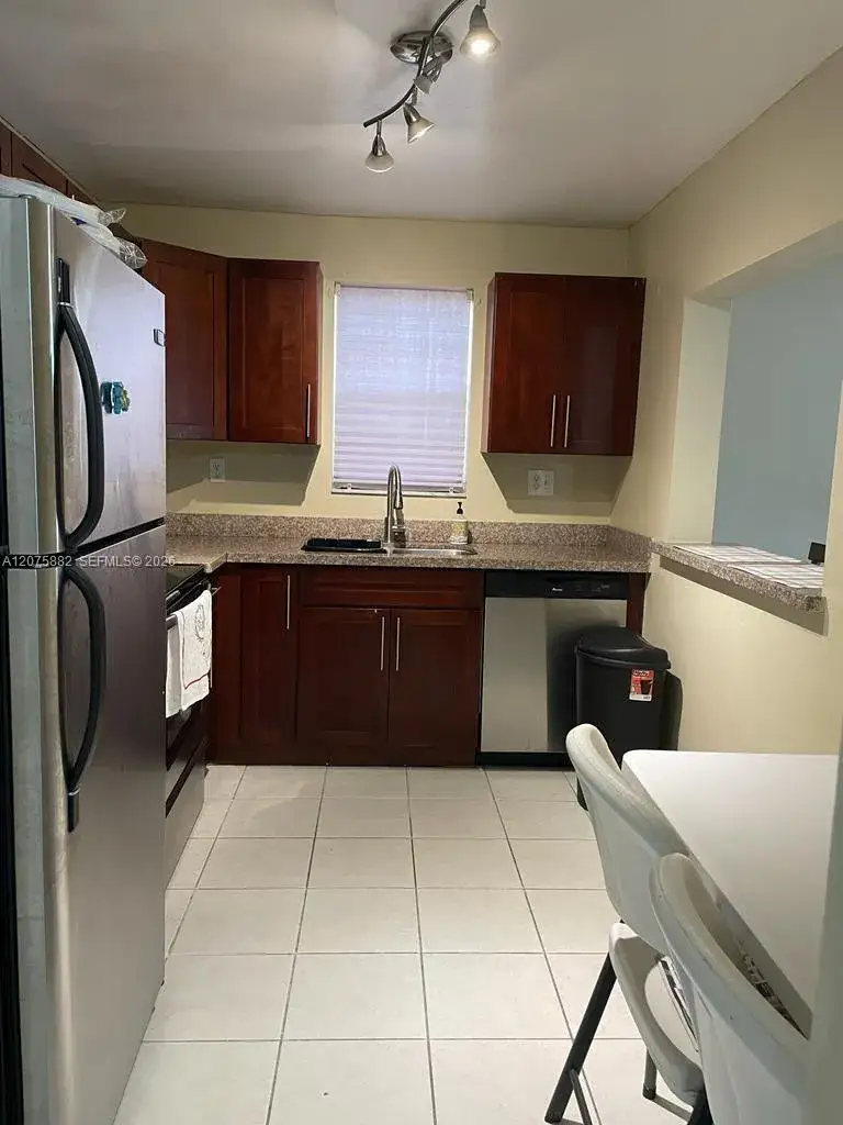 2 bedroom 2 bath Residential Lease for rent at 4167 NW 90th Ave # 101, Coral Springs FL 33065