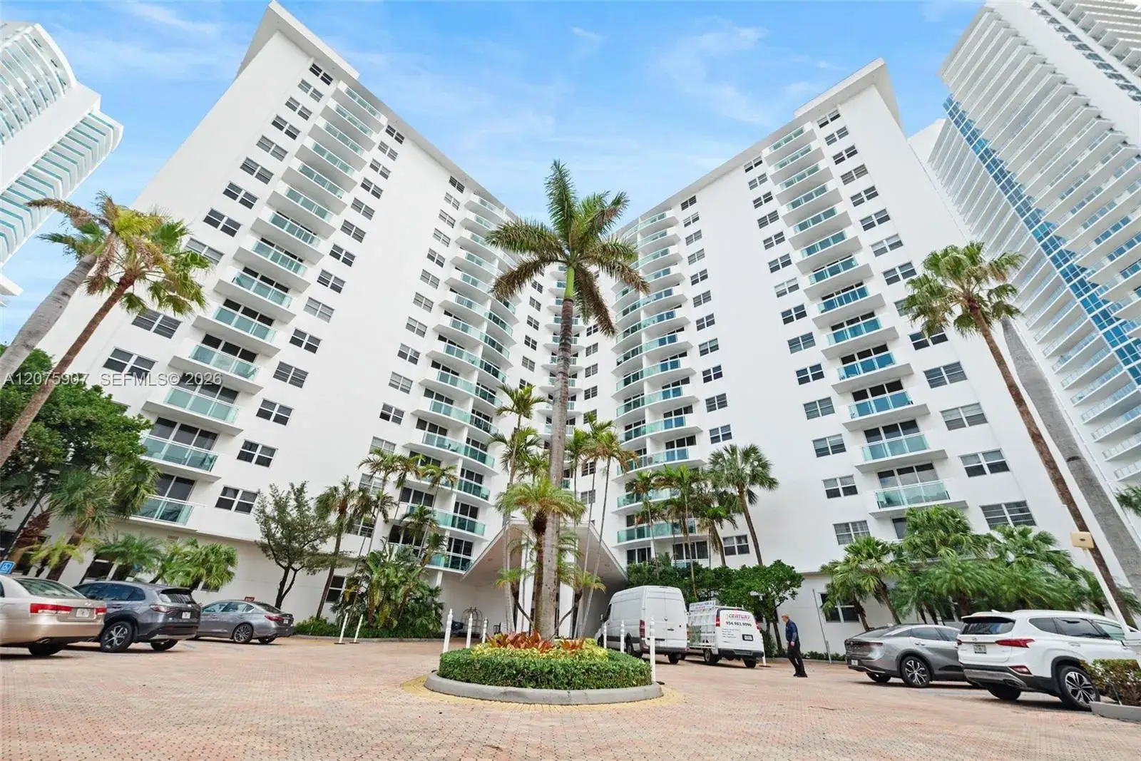 1 bedroom 1 bath Residential Lease for rent at 3001 S Ocean Dr # 947, Hollywood FL 33019