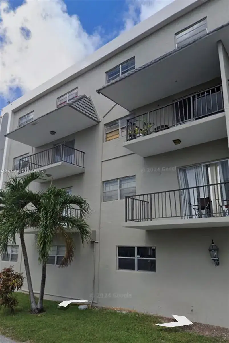 5100 SW 41st St # 320, Hollywood FL 33023