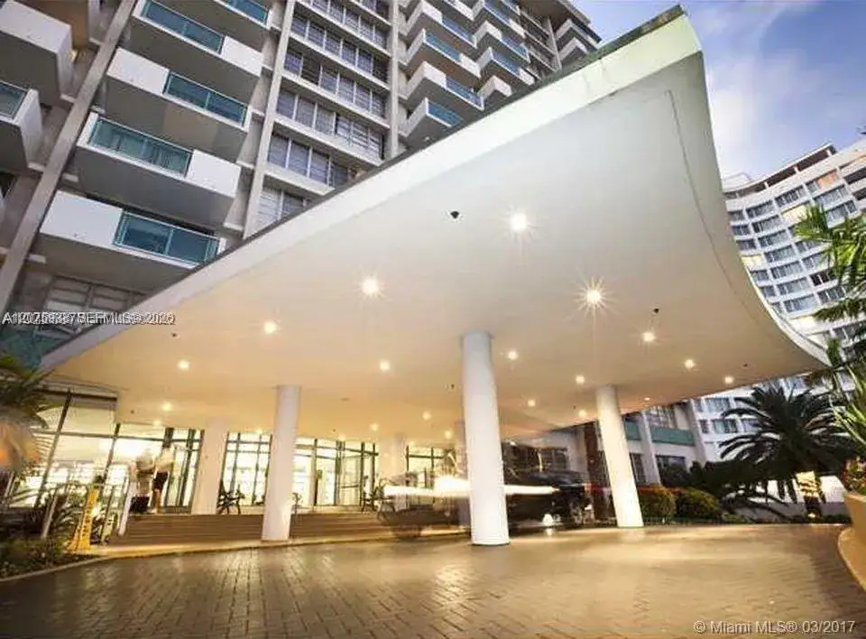 1 bath Residential Lease for rent at 1000 West Ave, Miami Beach FL 33139