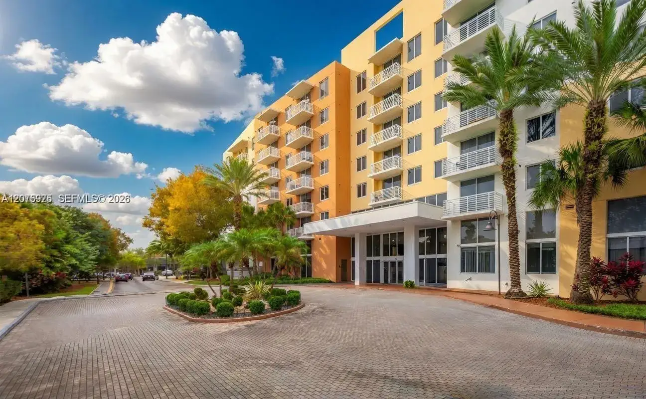 2 bedroom 2 bath Residential for sale at 2775 NE 187th St # 609, Aventura FL 33180
