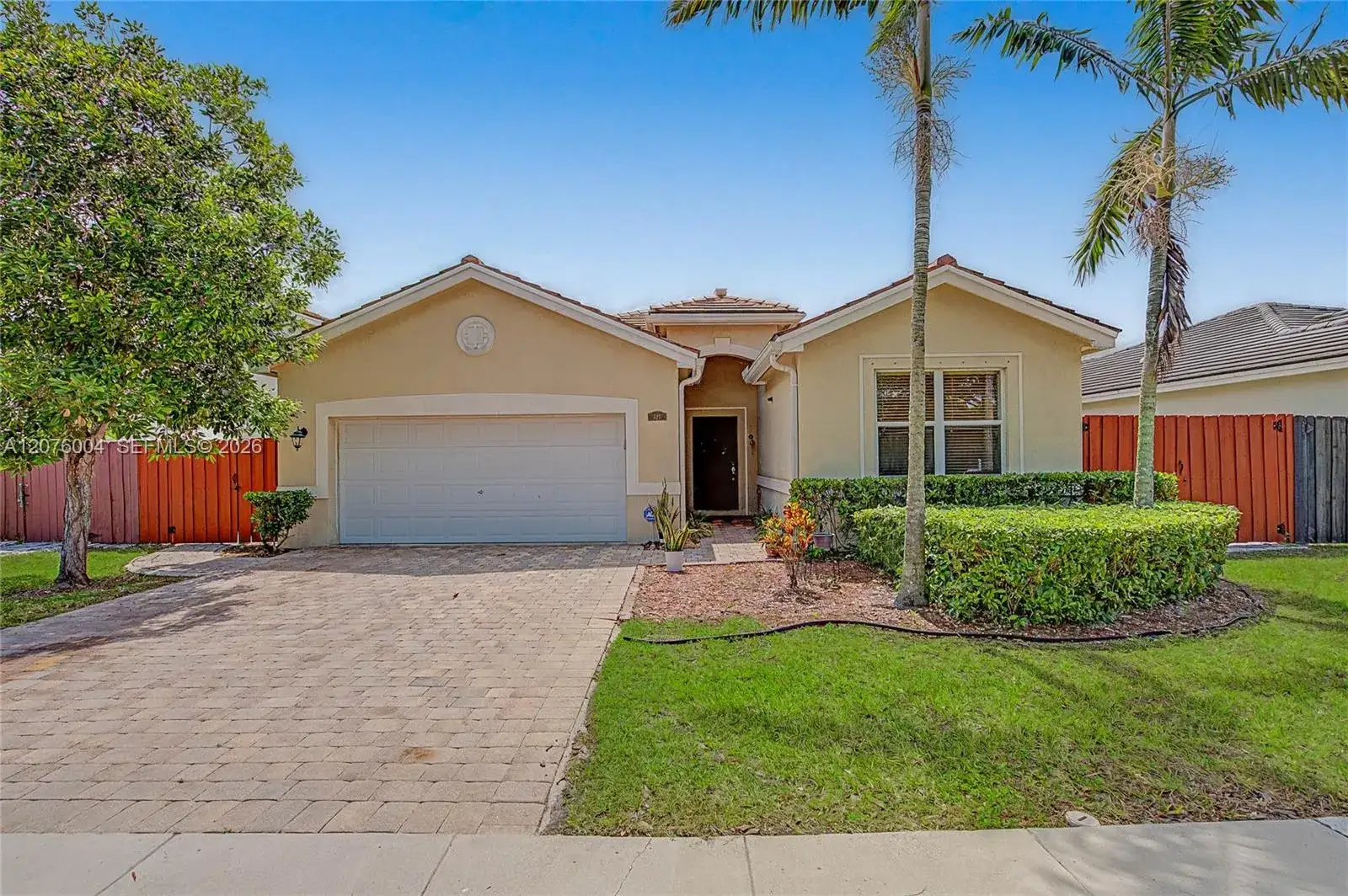 3 bedroom 2 bath Residential for sale at 527 SE 31st Ave, Homestead FL 33033