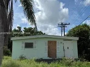 418 S Cocoanut Rd, Pahokee FL 33476