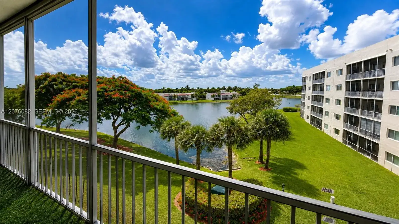 2 bedroom 2 bath Residential for sale at 10750 NW 66th St # 413, Doral FL 33178