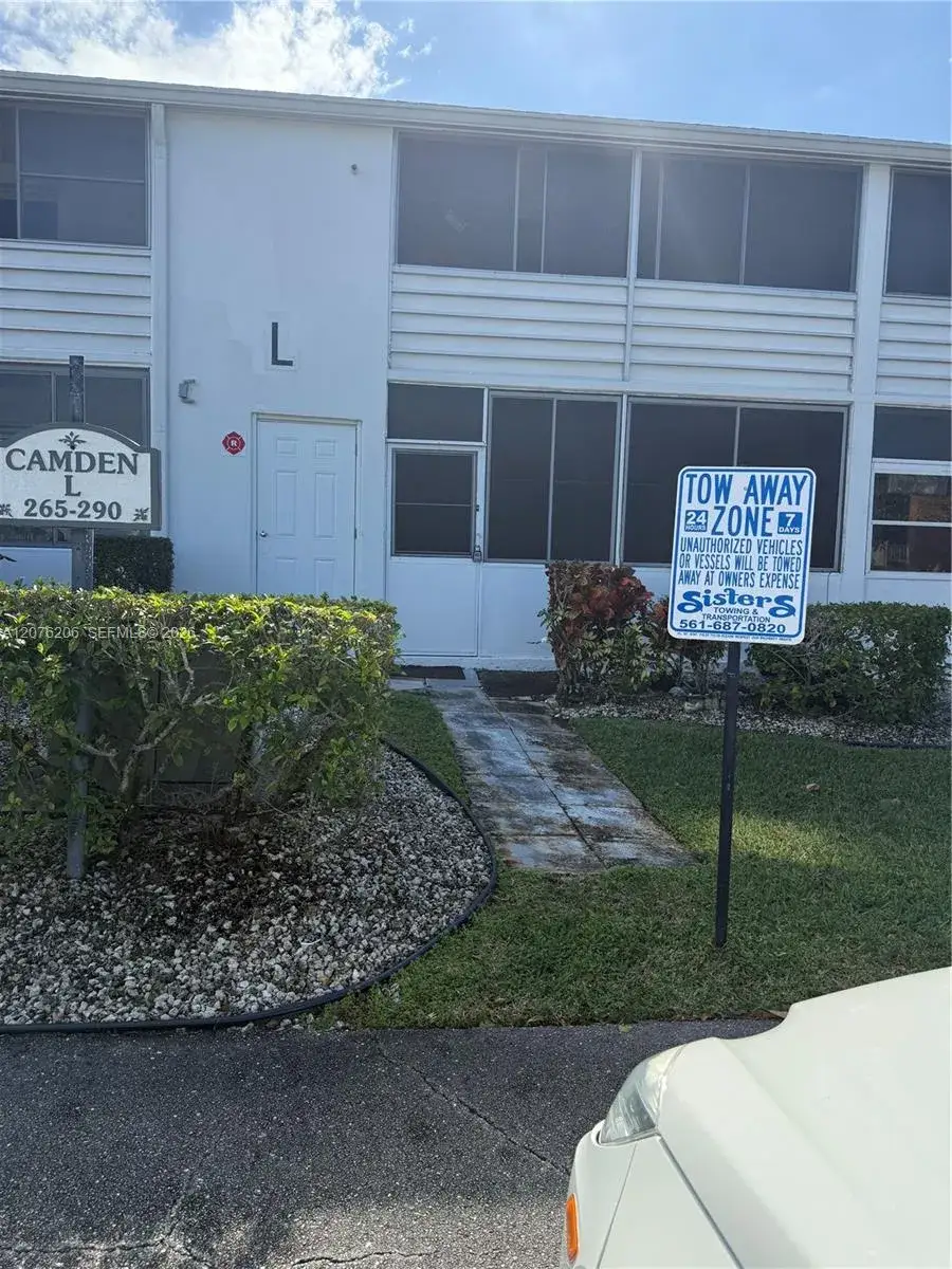272 Camden L # 272, West Palm Beach FL 33417