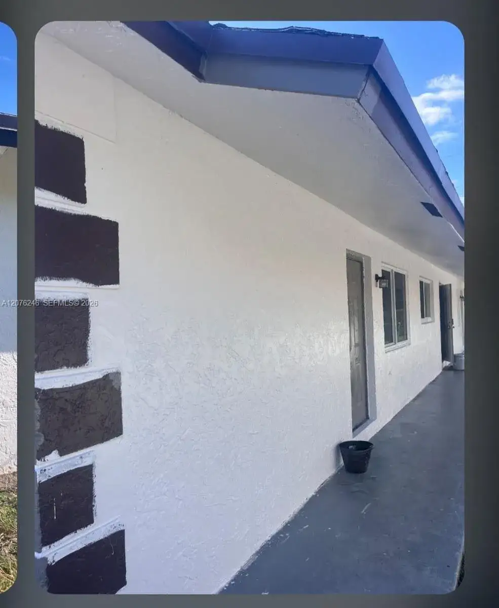 2500 Franklin Dr, Fort Lauderdale FL 33311