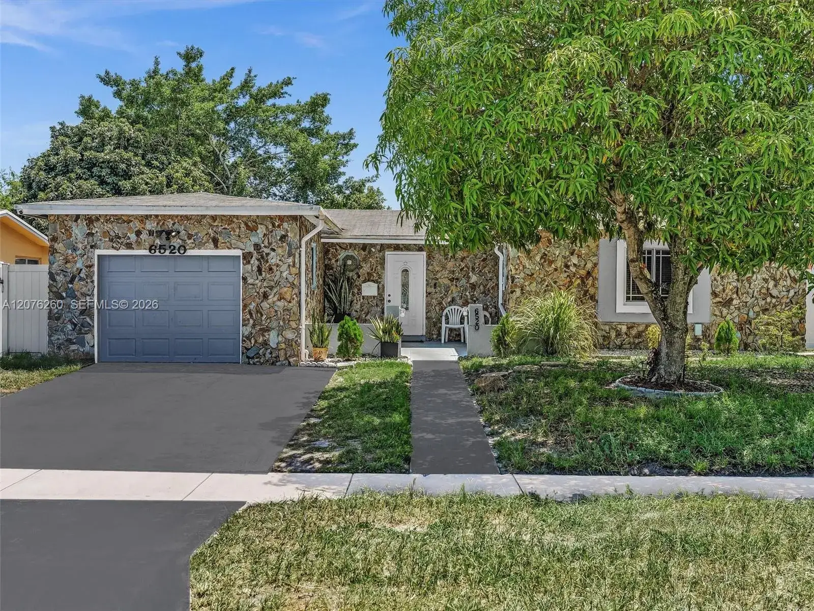 4 bedroom 2 bath Residential for sale at 6520 SW 7th Ct, North Lauderdale FL 33068