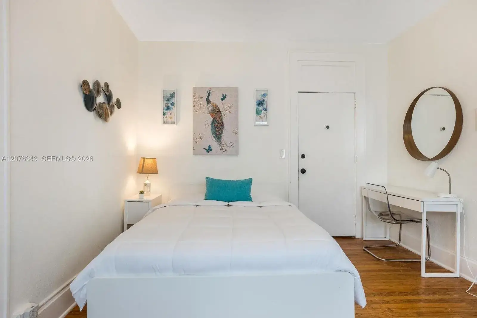 1 bath Residential for sale at 124 Mendoza Ave # 4, Coral Gables FL 33134