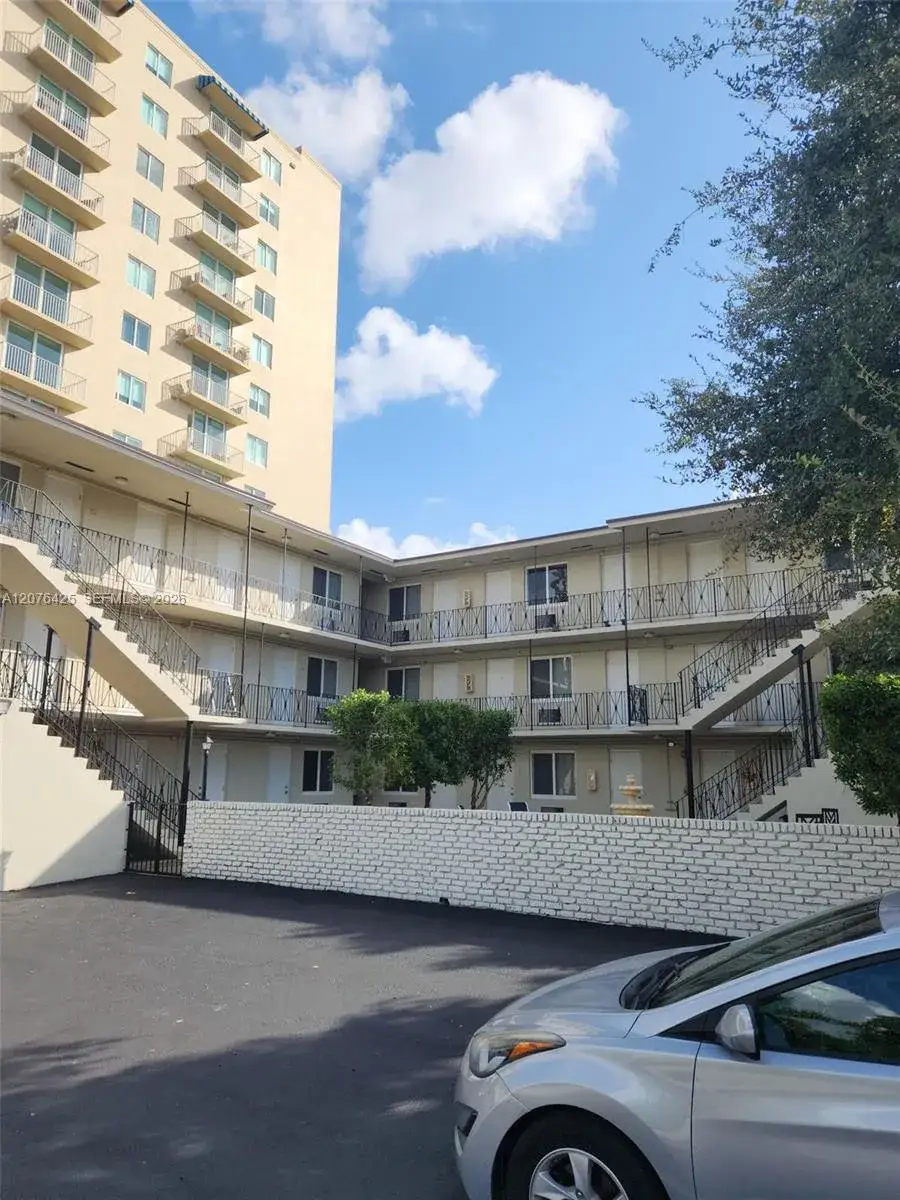 1 bedroom 1 bath Residential Lease for rent at 1085 SW 37th Ave # 12, Miami FL 33135