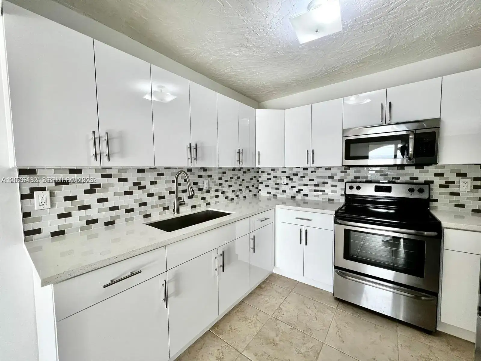 1 bedroom 1 bath Residential Lease for rent at 7010 NW 186th St # 506, Hialeah FL 33015