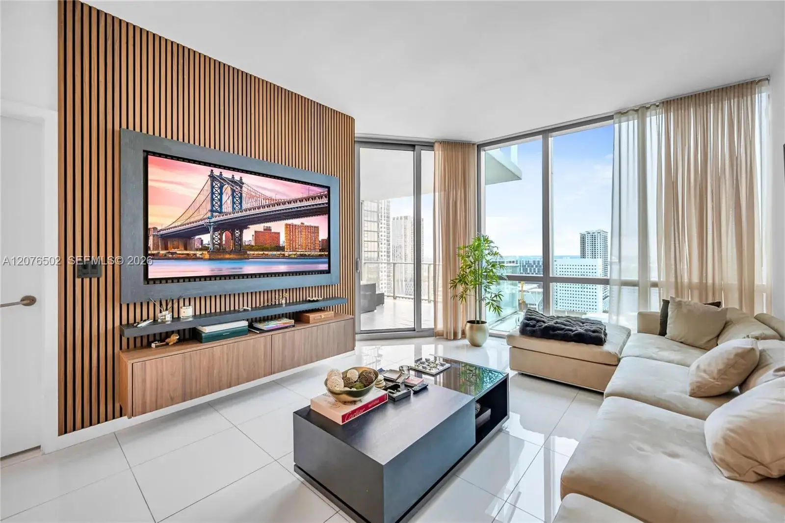 2 bedroom 3 bath Residential for sale at 851 NE 1st Ave # 2408, Miami FL 33132