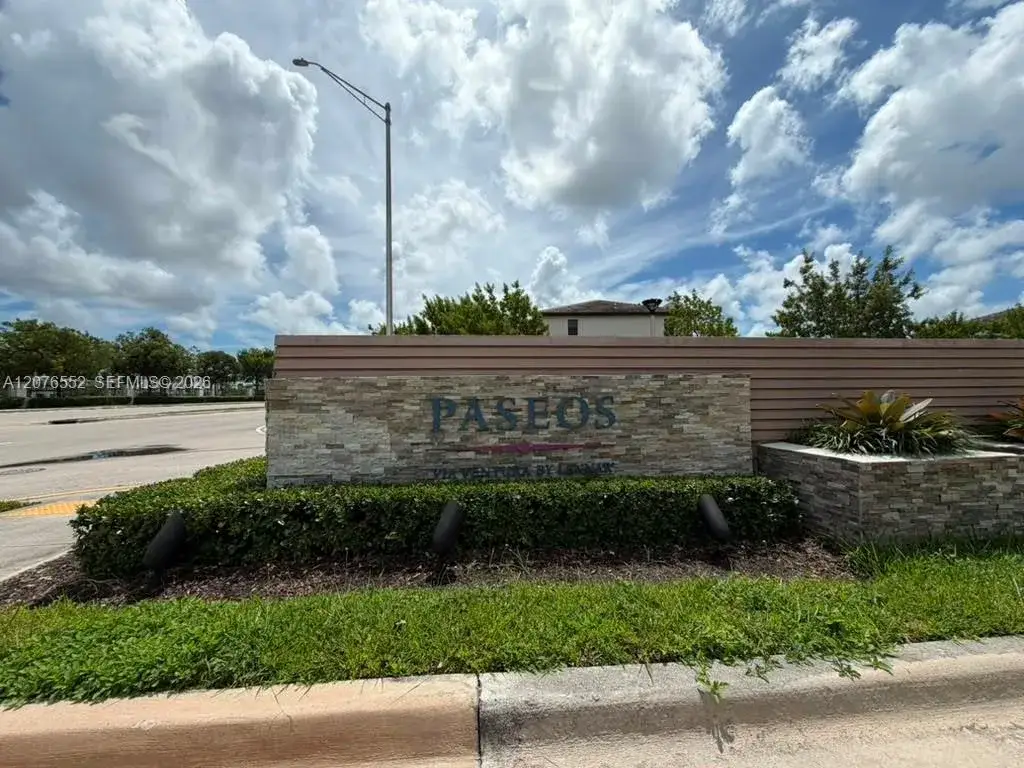 3 bedroom 2 bath Residential for sale at 519 NE 208th Ter, Miami FL 33179