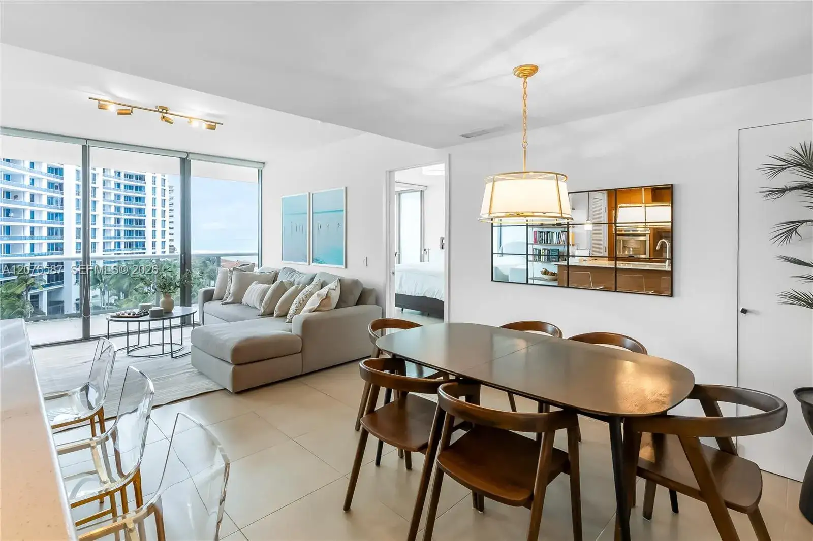 2 bedroom 2 bath Residential for sale at 5875 Collins Ave # 903, Miami Beach FL 33140