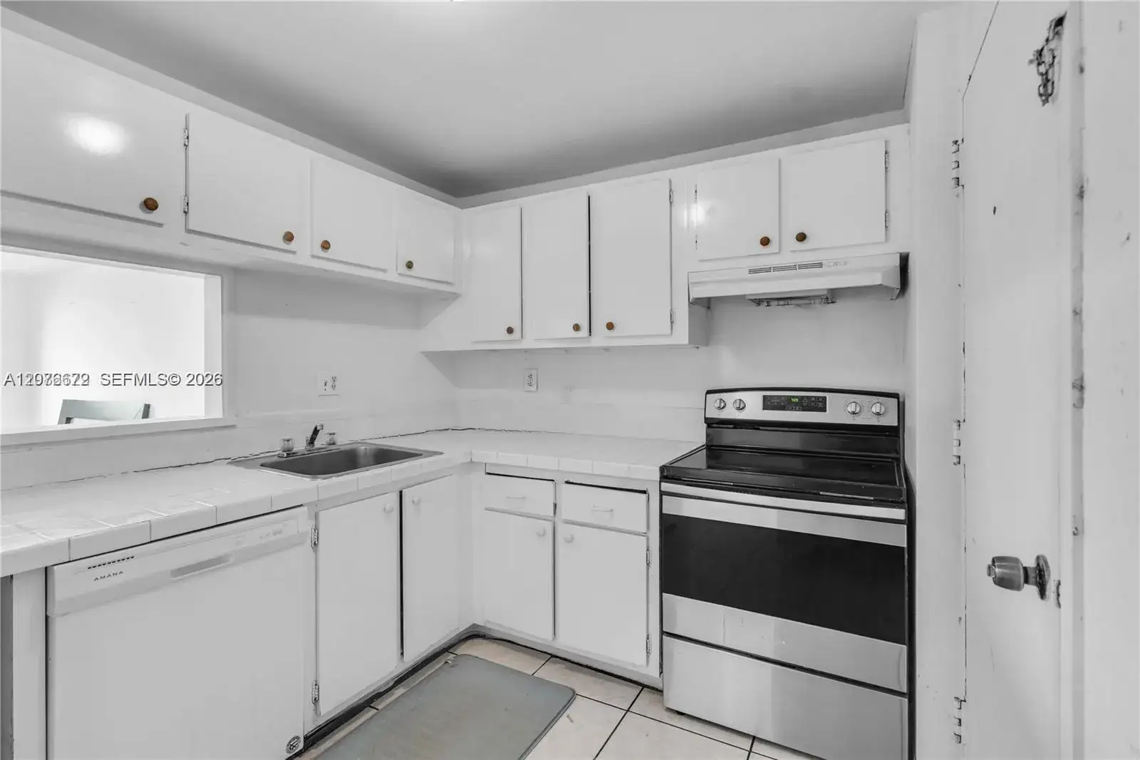 3 bedroom 2 bath Residential for sale at 9001 SW 77th Ave # C402, Miami FL 33156