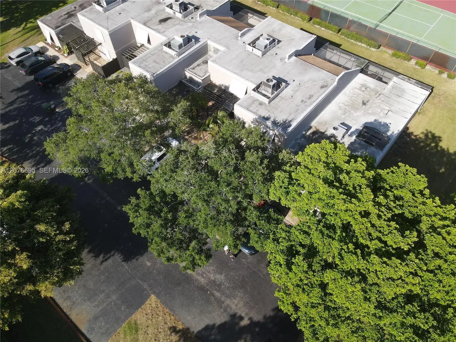 3 bedroom 2 bath Residential for sale at 1541 NW 113th Ave, Pembroke Pines FL 33026