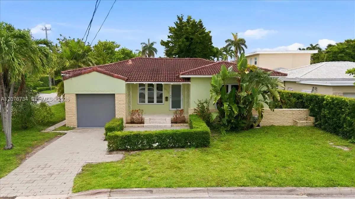 2 bedroom 2 bath Residential Lease for rent at 8975 Froude Ave, Surfside FL 33154