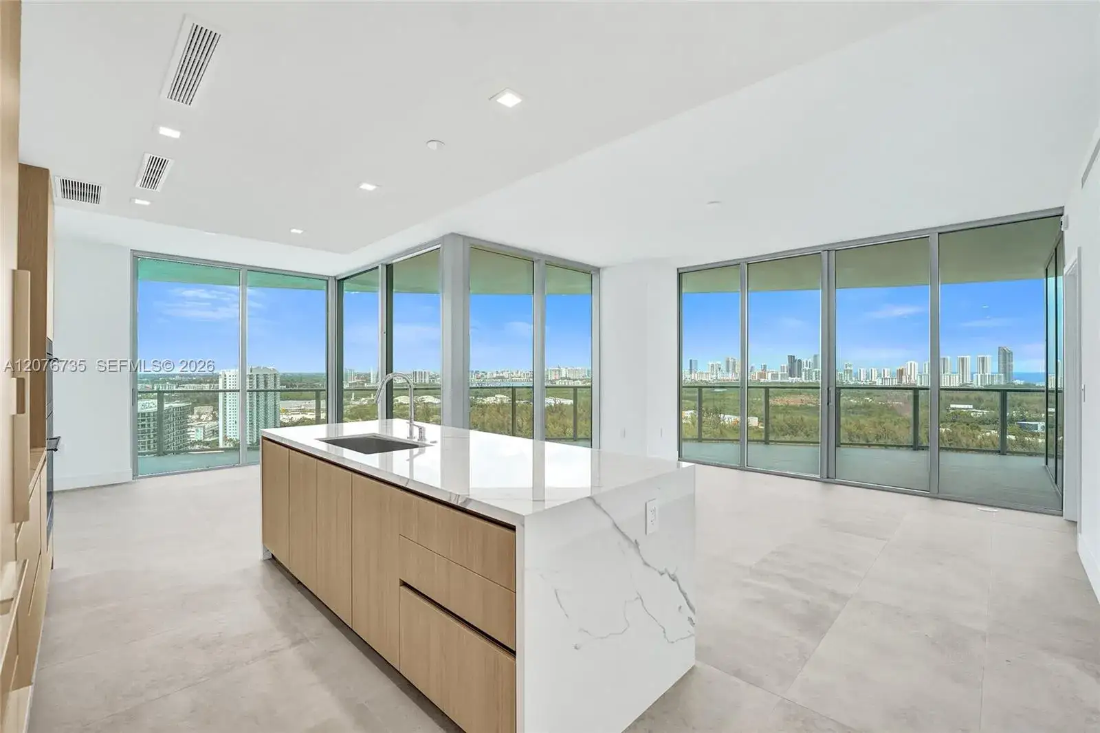 2 bedroom 3 bath Residential for sale at 2411 Laguna Circle # 2511, North Miami FL 33181