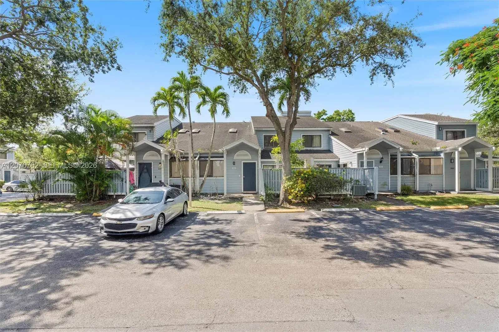 2 bedroom 2 bath Residential for sale at 2019 Winners Cir, North Lauderdale FL 33068