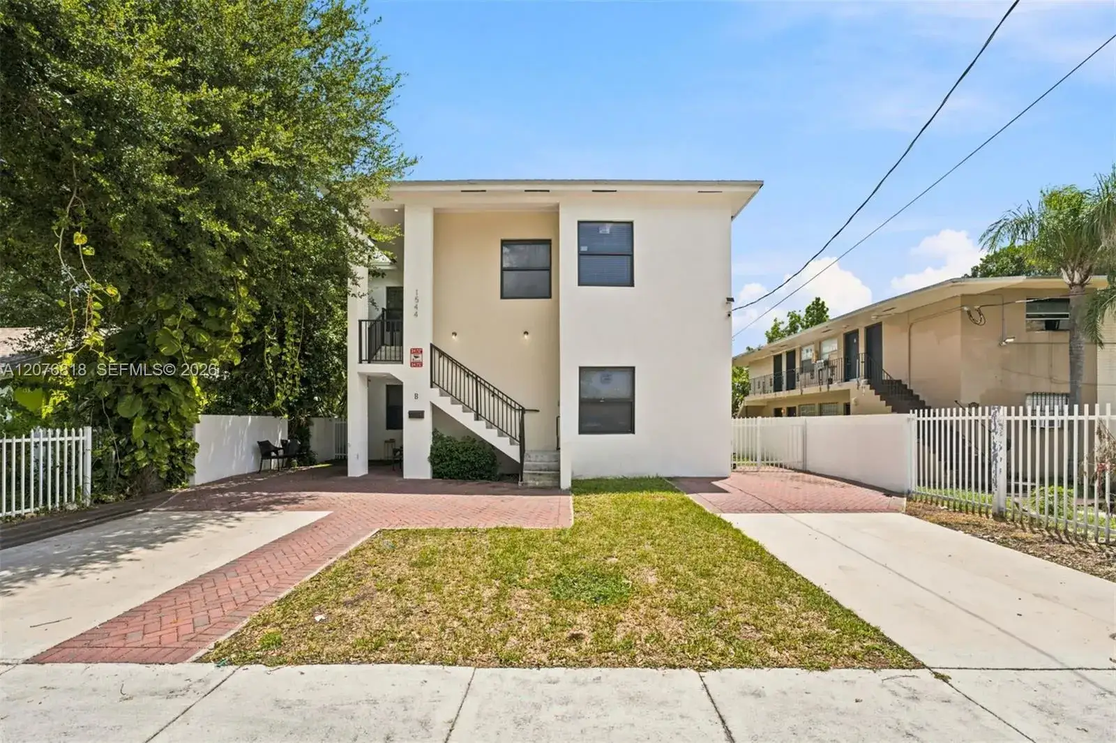1544 NW 59th St # A, Miami FL 33142
