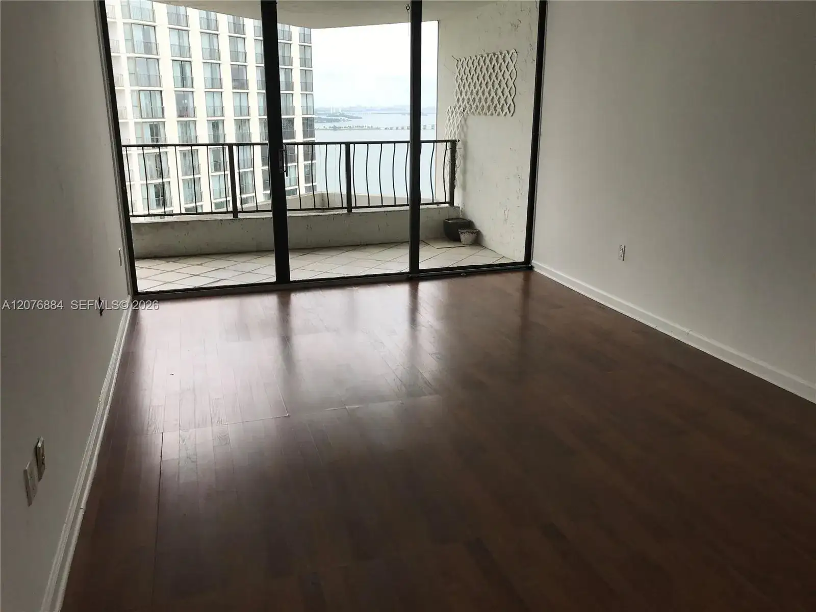 555 NE 15th St # 30E, Miami FL 33132