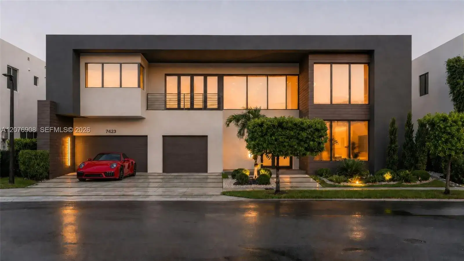 5 bedroom 5 bath Residential for sale at 7423 NW 102th ct, Doral FL 33178
