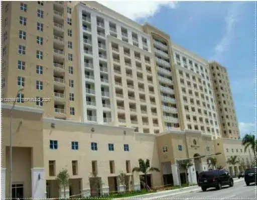 2 bedroom 2 bath Residential Lease for rent at 117 NW 42 AV # 504, Miami FL 33126