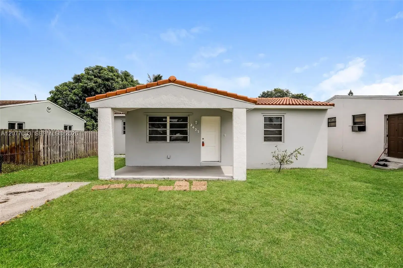 3 bedroom 2 bath Residential Lease for rent at 2435 Liberty St, Hollywood FL 33020