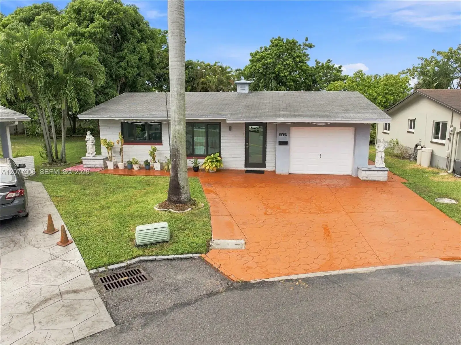 2 bedroom 2 bath Residential for sale at 4401 NW 48th Ave, Tamarac FL 33319