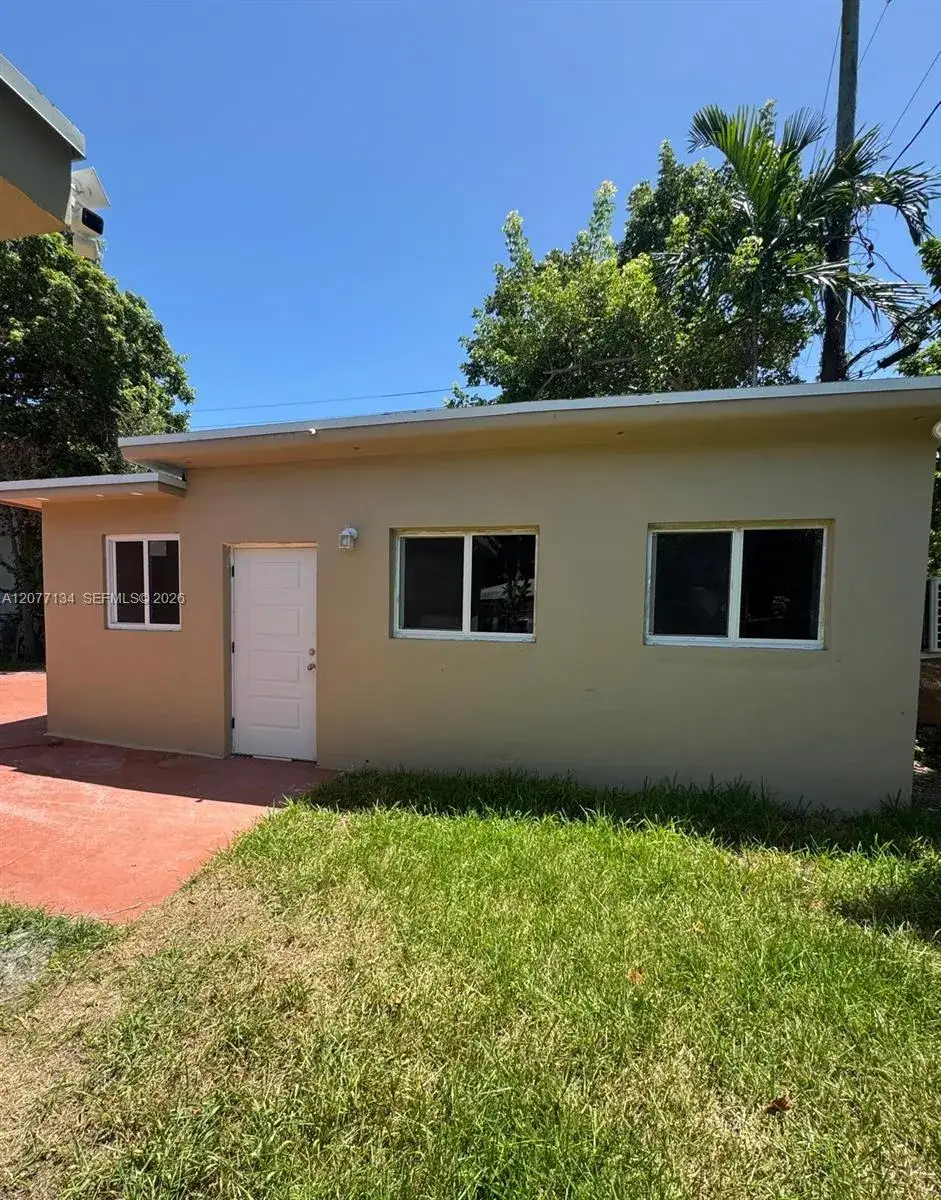 1 bath Residential Lease for rent at 510 NW 47th St # 0, Miami FL 33127