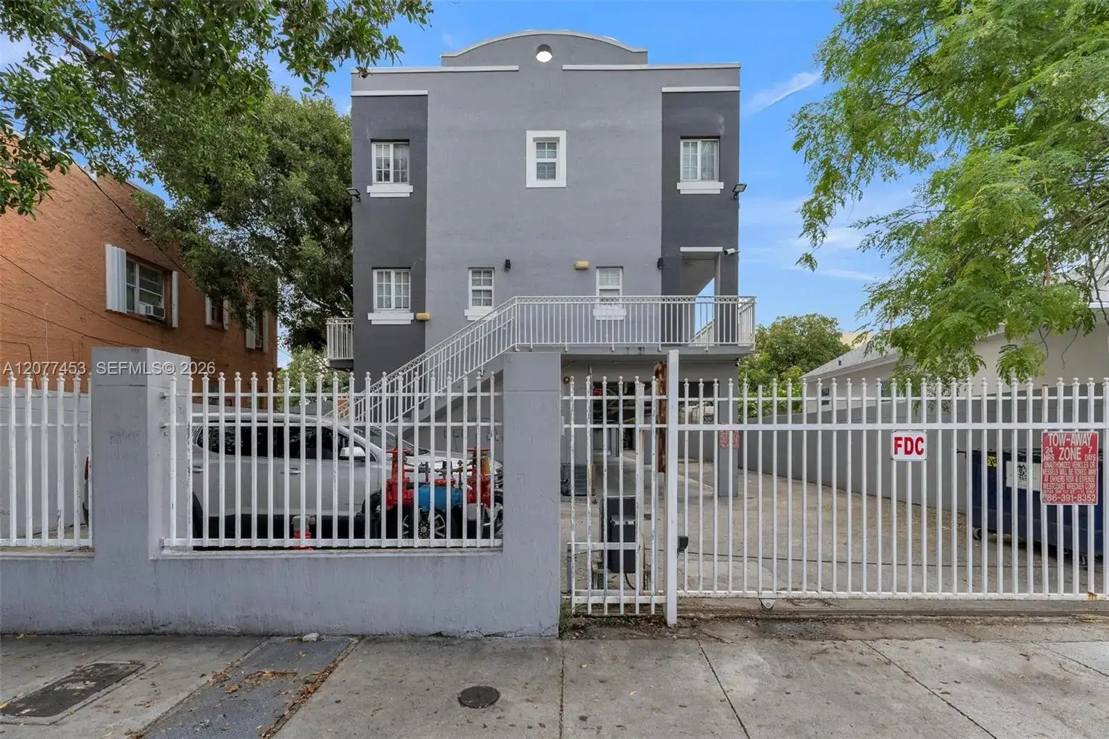 1421 SW 3rd St # 208, Miami FL 33135