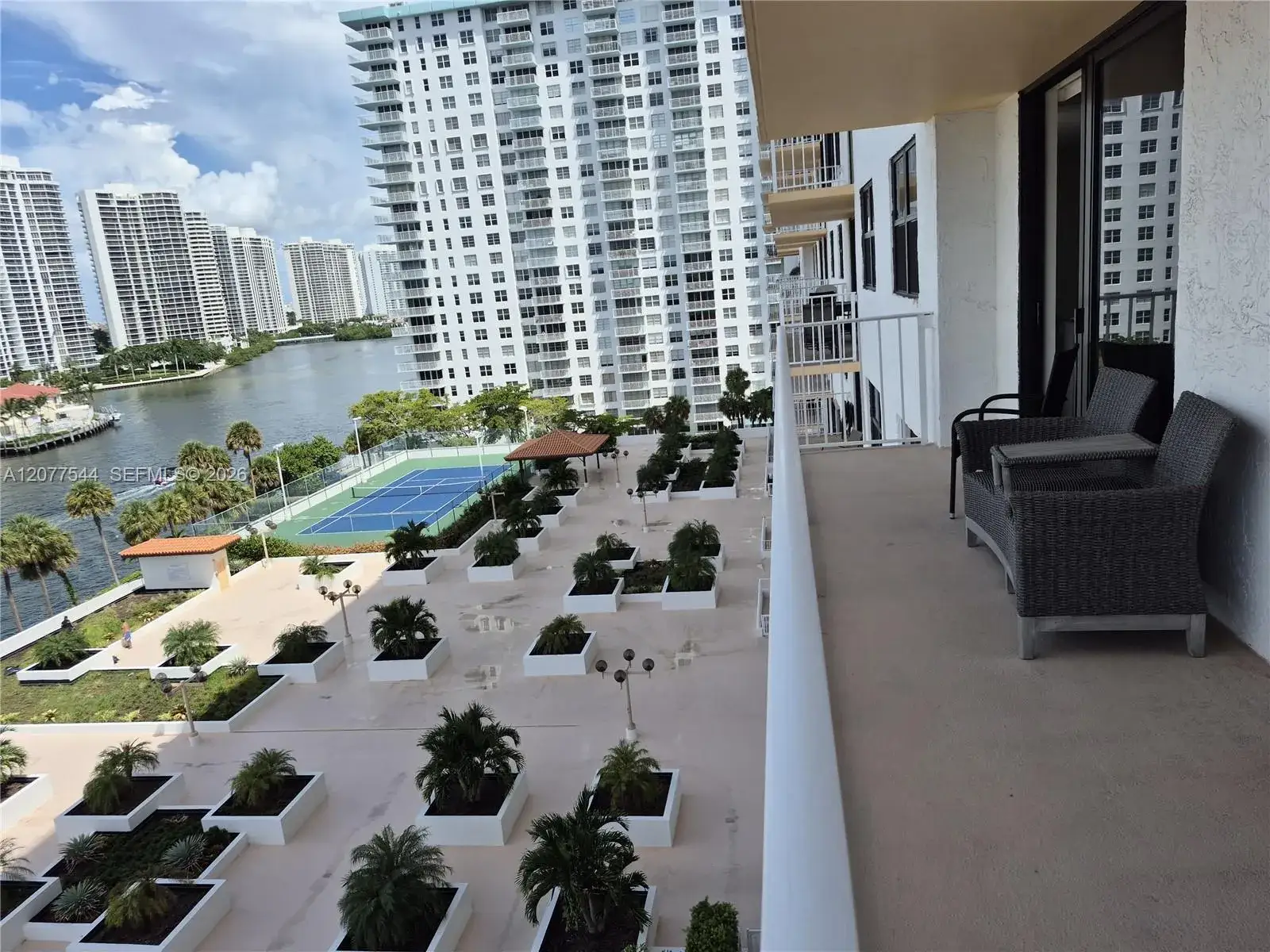 2 bedroom 2 bath Residential Lease for rent at 290 174th St # 903, Sunny Isles Beach FL 33160