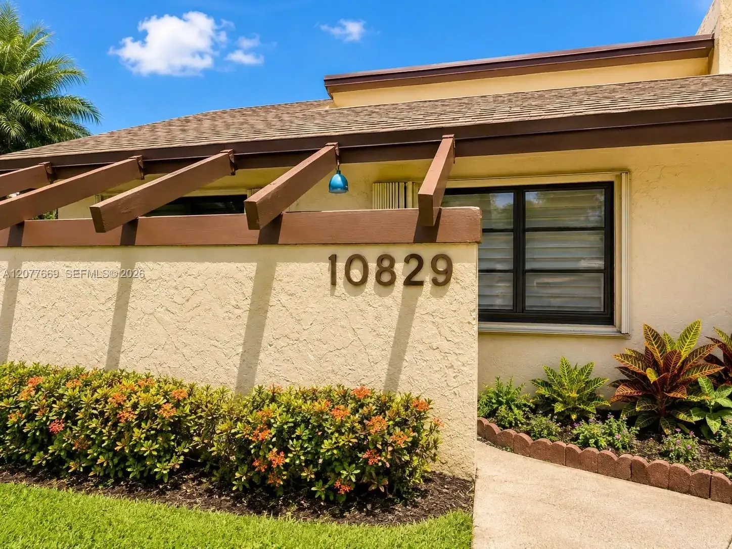 2 bedroom 1 bath Residential for sale at 10829 NW 30th Pl # 221, Sunrise FL 33322