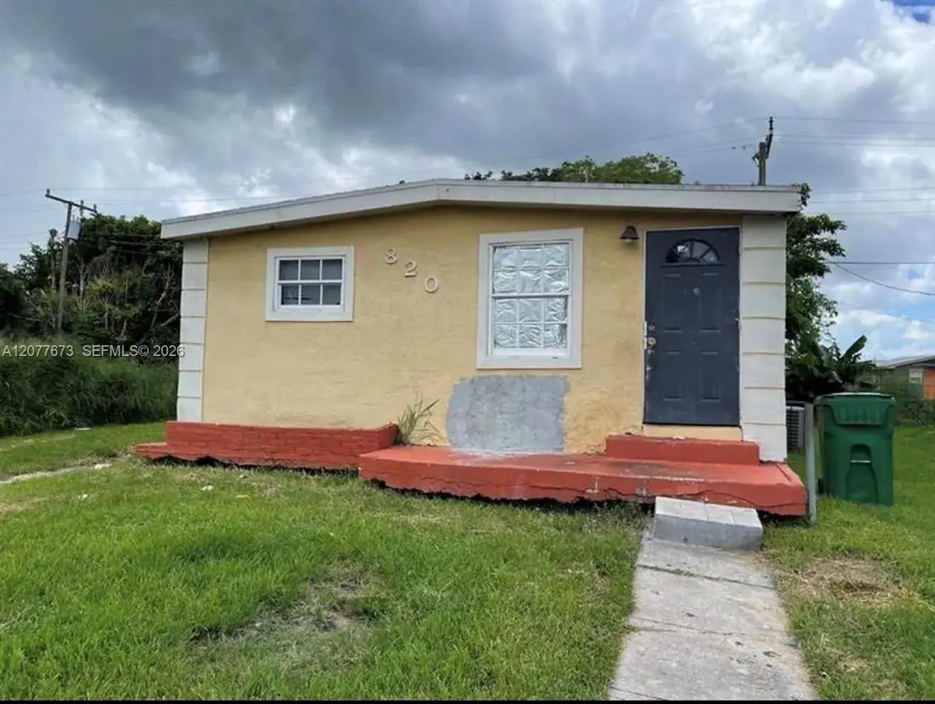 4 bedroom 2 bath Residential for sale at 820 Rickey Jackson Blvd, Pahokee FL 33476
