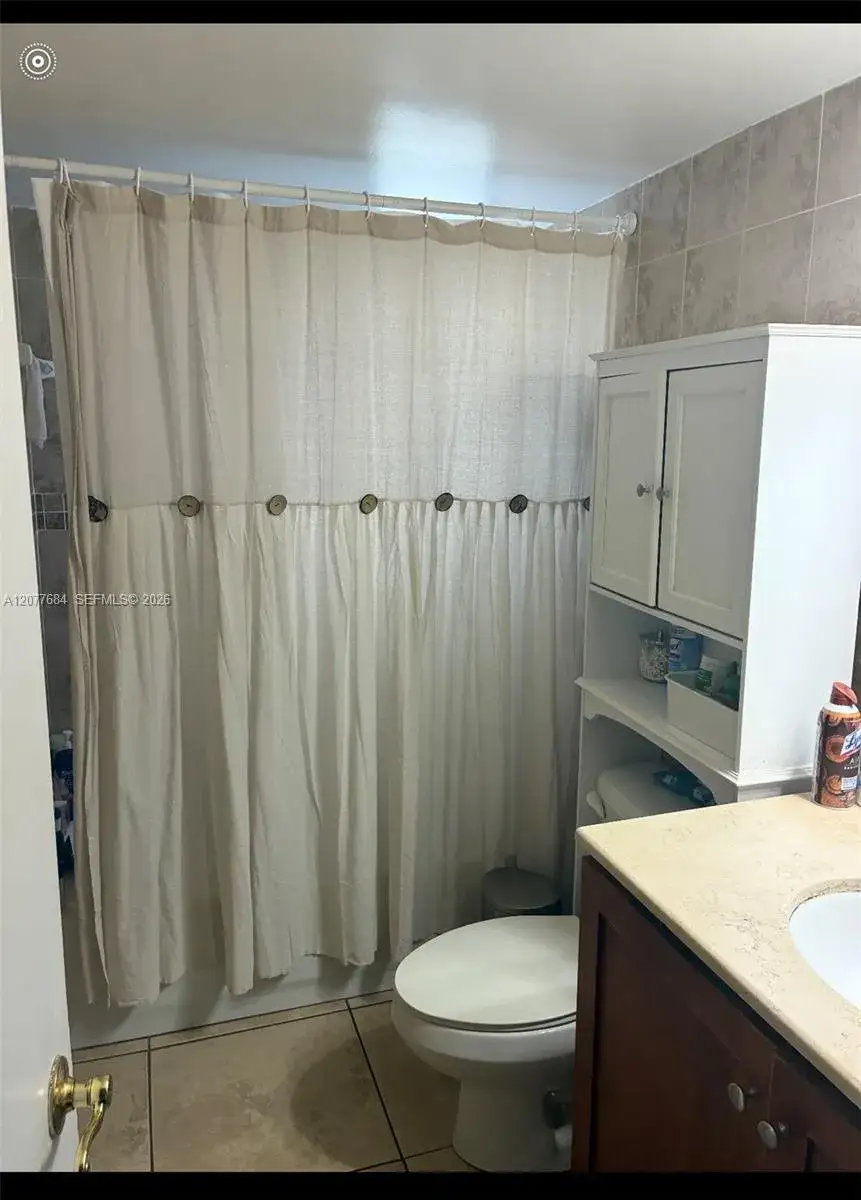 2 bedroom 1 bath Residential for sale at 4550 NW 9th St # 821E, Miami FL 33126