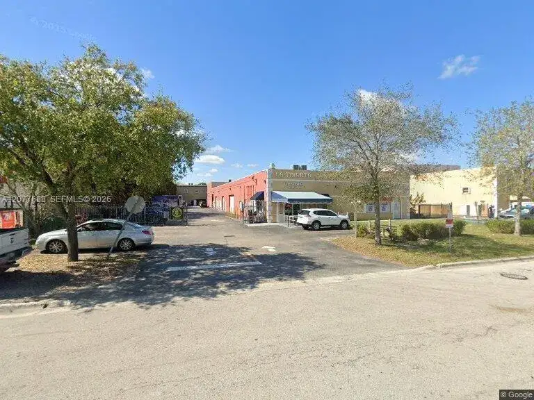 Commercial Sale for sale at 13690 SW 142nd Ave # 33, Miami FL 33186