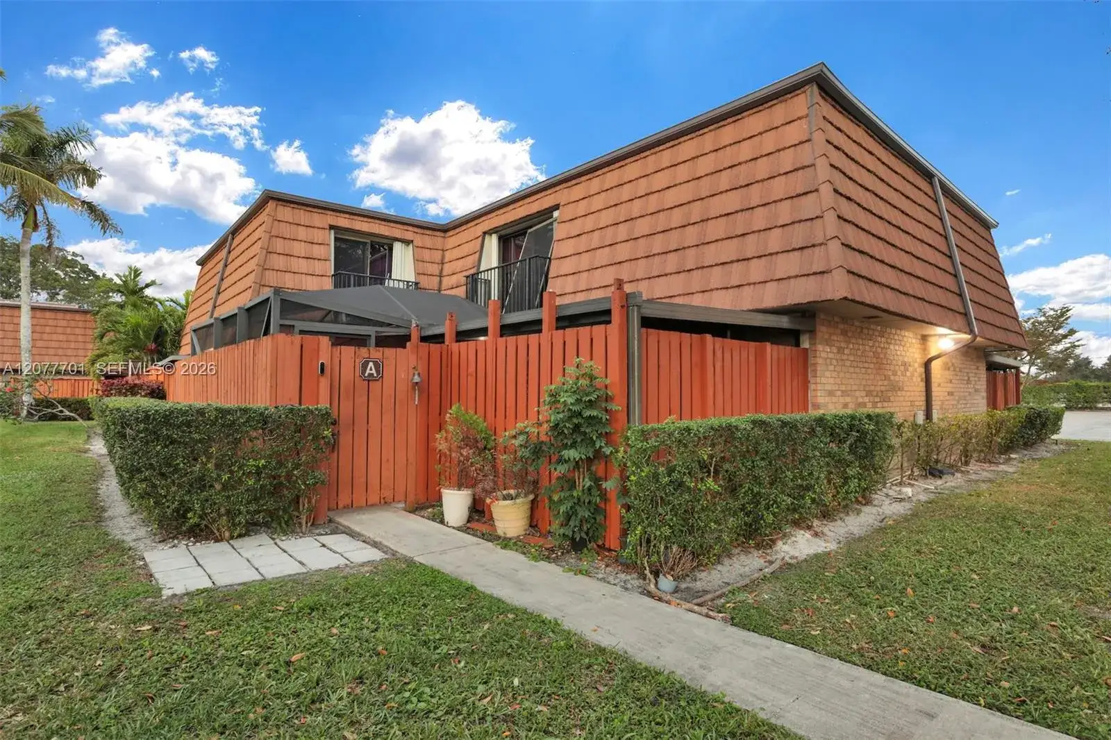 3 bedroom 2 bath Residential for sale at 9139 SW 23rd St # A, Davie FL 33324