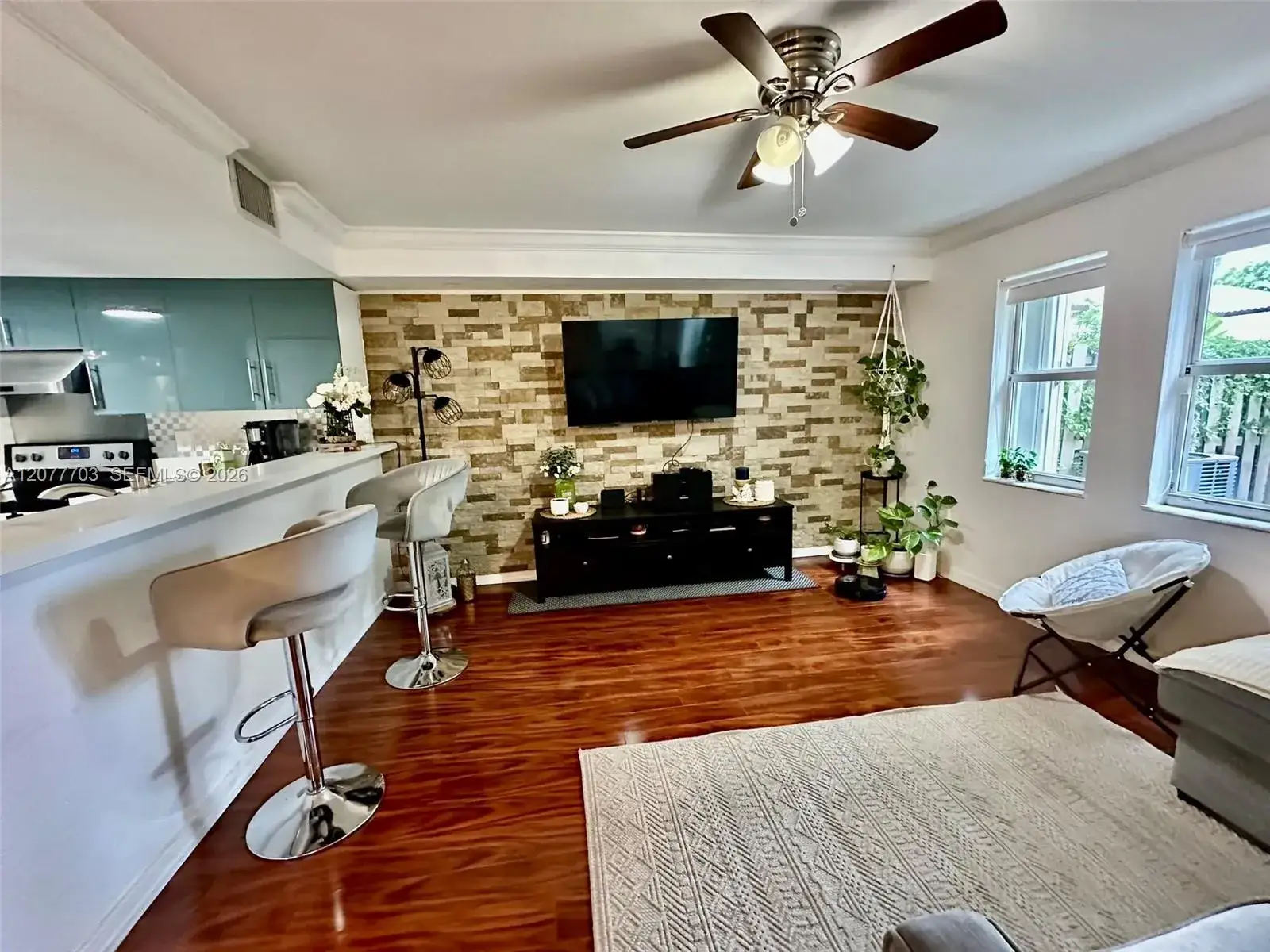 4 bedroom 2 bath Residential Lease for rent at 10901 NW 88th Ter # 804, Doral FL 33178