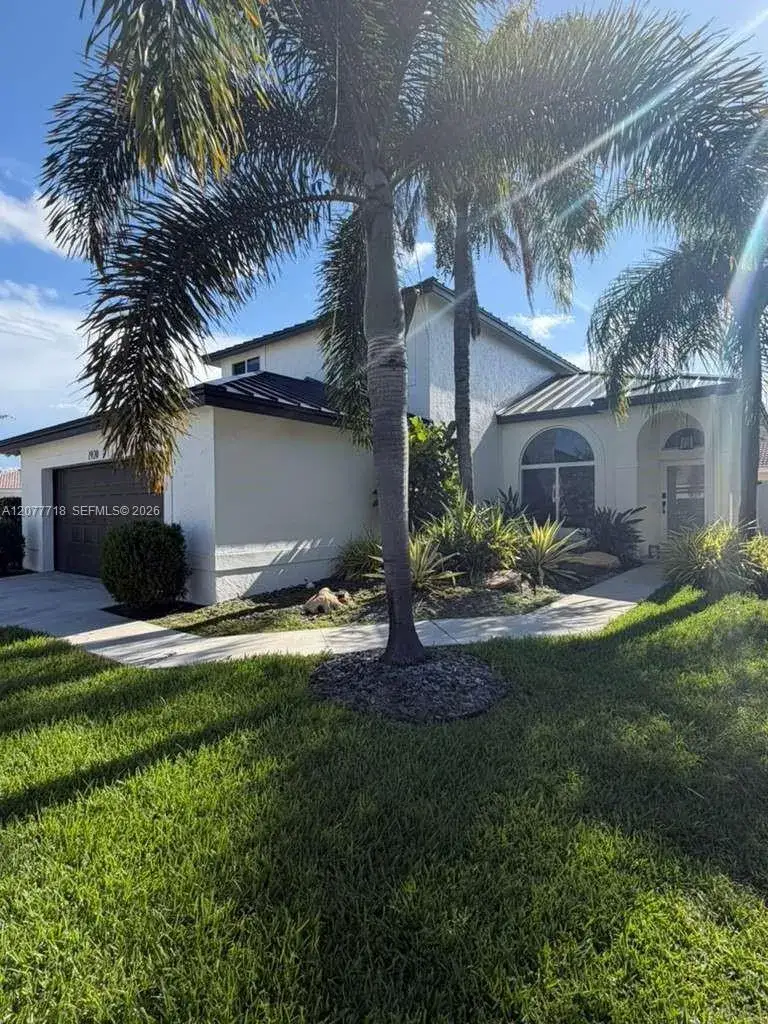 4 bedroom 3 bath Residential for sale at 1920 NW 182nd Ter, Pembroke Pines FL 33029